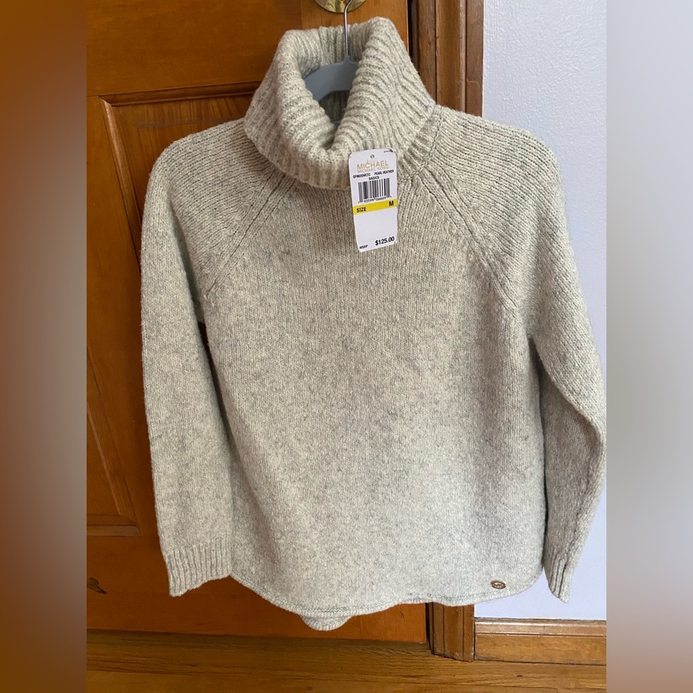 Micheal Kors Sweater cream. With Tags. Size M